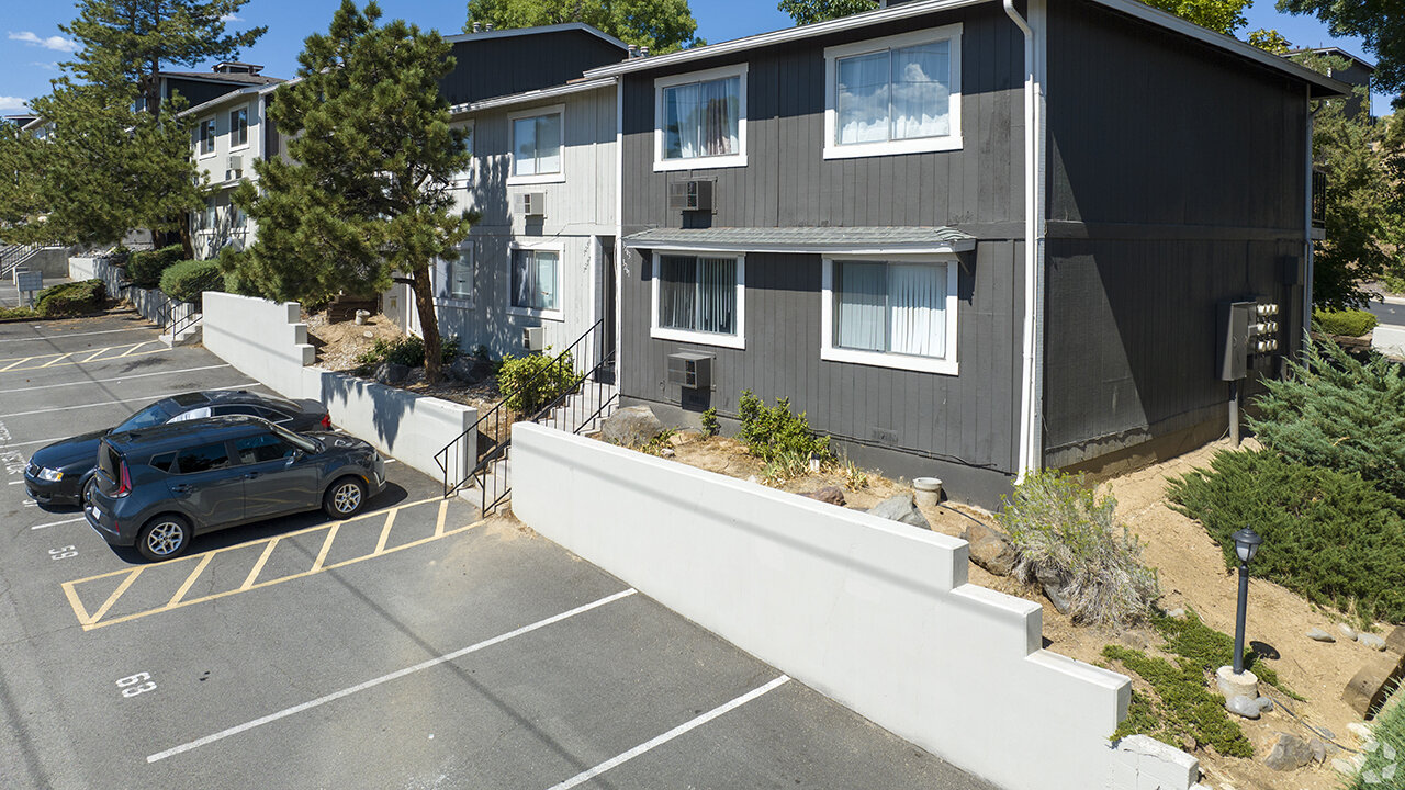 Reno Vista Apartments Neighborhood