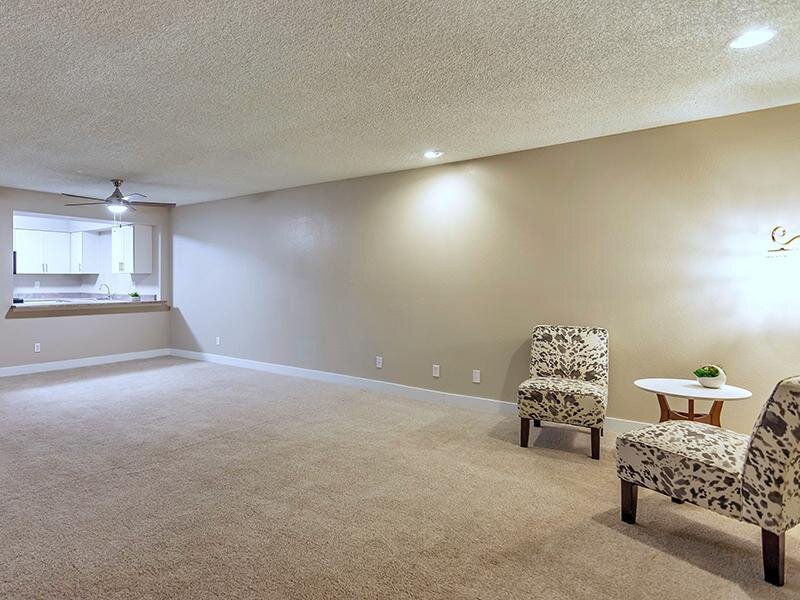 Living Room | Midtown Flats in Phoenix, AZ