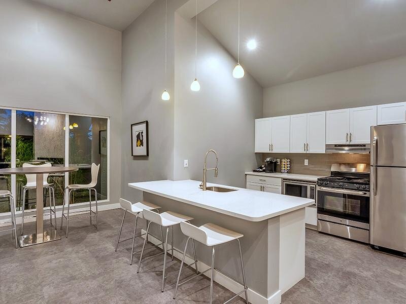 Clubhouse Kitchen | Midtown Flats in Phoenix, AZ