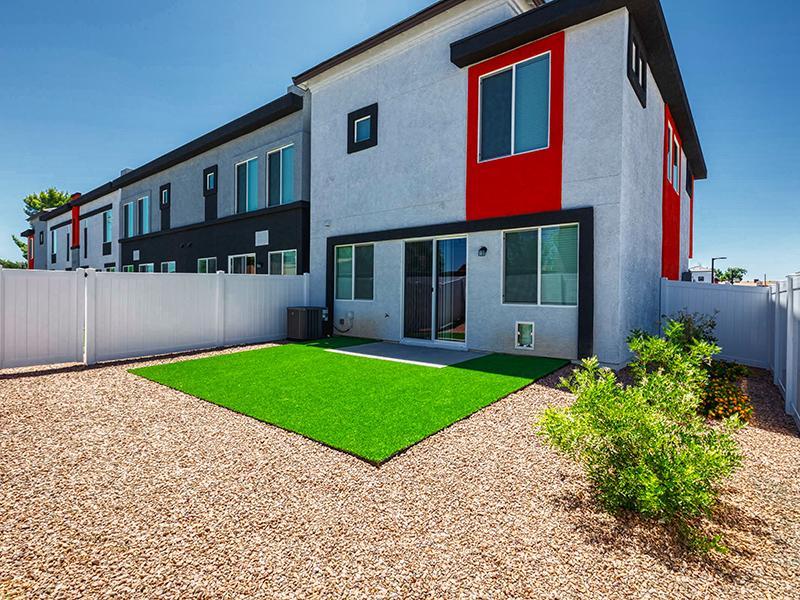 Backyard | Ara Residences in Phoenix, AZ