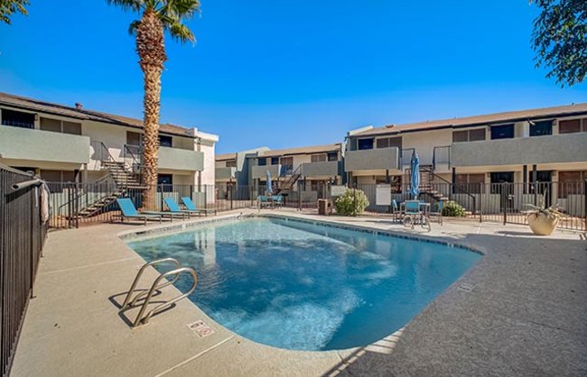 Portola North Phoenix Apartments in Phoenix, AZ