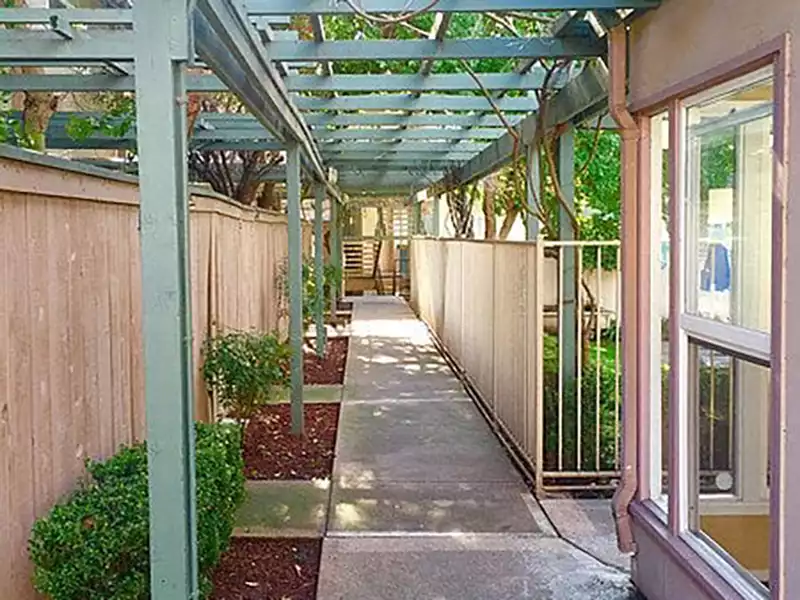 Sidewalk | Newell Vista Apartments in Walnut Creek, CA