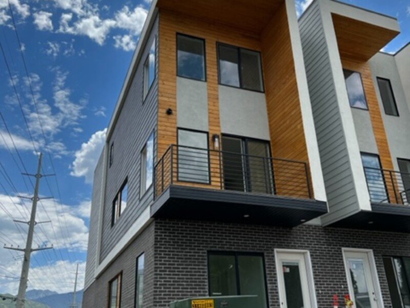 Beautiful Townhomes | 23 Views Townhomes in Cottonwood Heights, UT