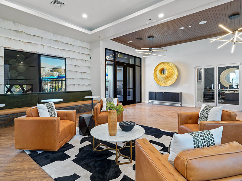 Community Seating | Legacy Apartments at Dove Mountain
