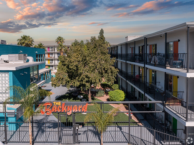 Courtyard | Sahara Apartments in Tucson, AZ