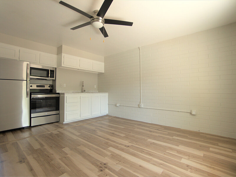 Kitchen | Sahara Apartments in Tucson, AZ