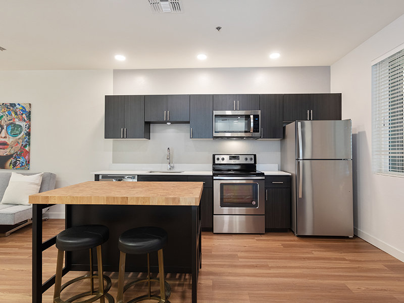 Fully Equipped Kitchen | Urbana on 12th