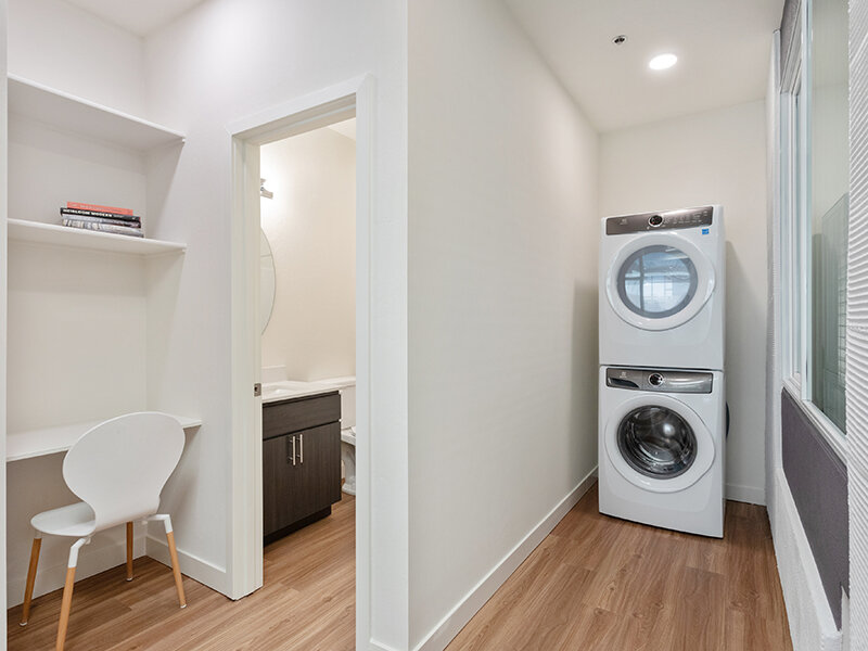 Washer & Dryer | Urbana on 12th