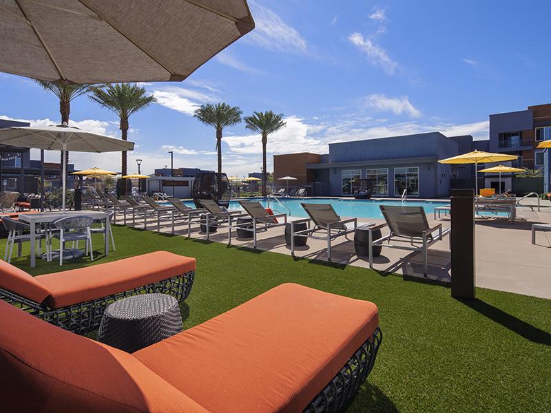 Poolside Lounge Area | Copper Falls Apartments in Glendale, AZ
