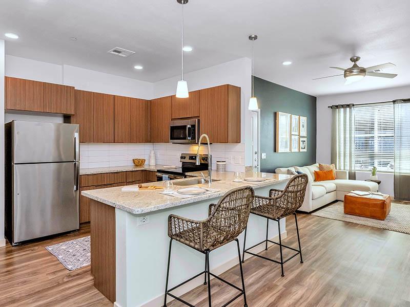 Kitchen | Copper Falls Apartments in Glendale, AZ