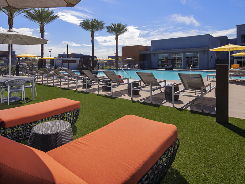 Copper Falls Apartments in Glendale