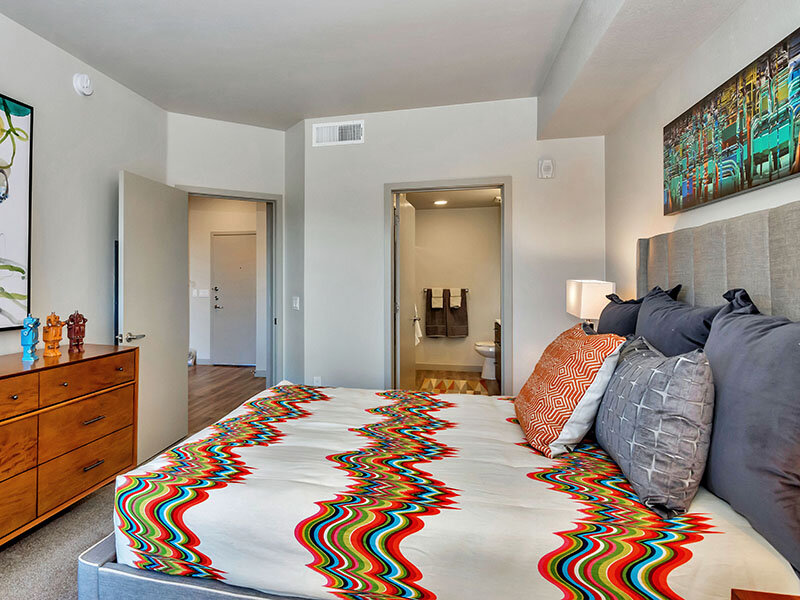 Large Bedroom | The Curve at Melrose Apartments in Phoenix, AZ