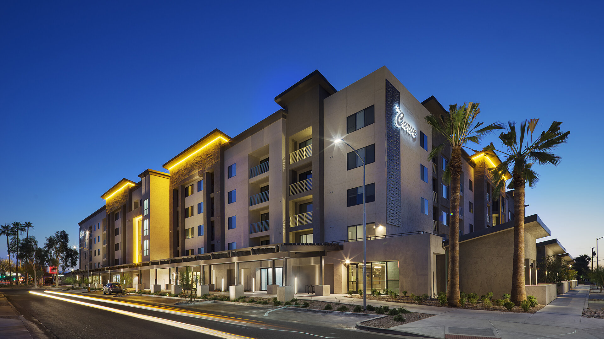 The Curve at Melrose Apartments in Phoenix, AZ