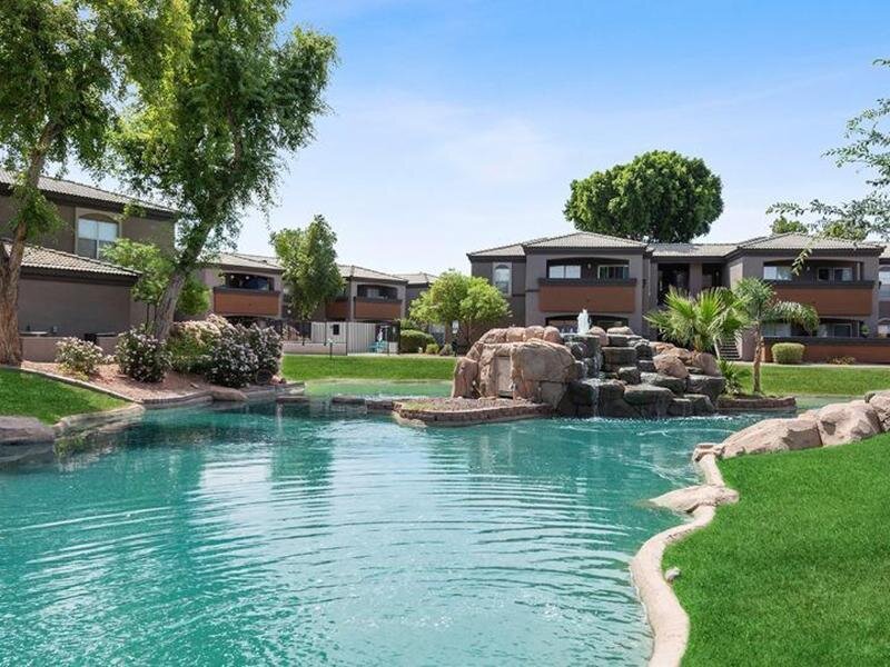 Pond | Luxe at Ocotillo Apartments in Chandler, AZ