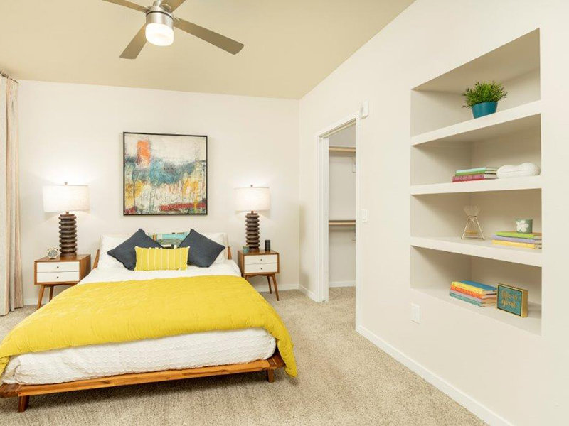 Luxury Bedroom | Skye at McClintock Station