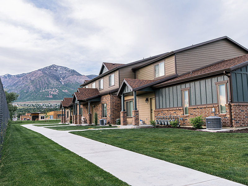 Building Exterior | The Ranches Townhomes