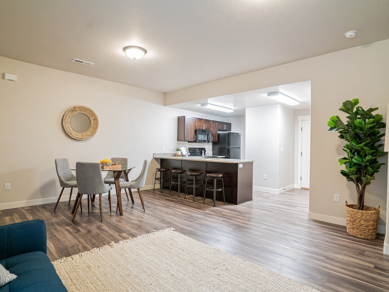 Main Floor | The Ranches Townhomes