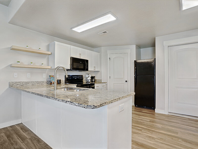 Fully Equipped Kitchen | The Ranches Townhomes in North Ogden, UT