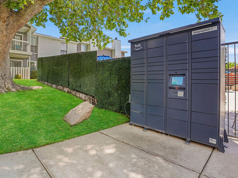 Parcel Locker | Telegraph Hill