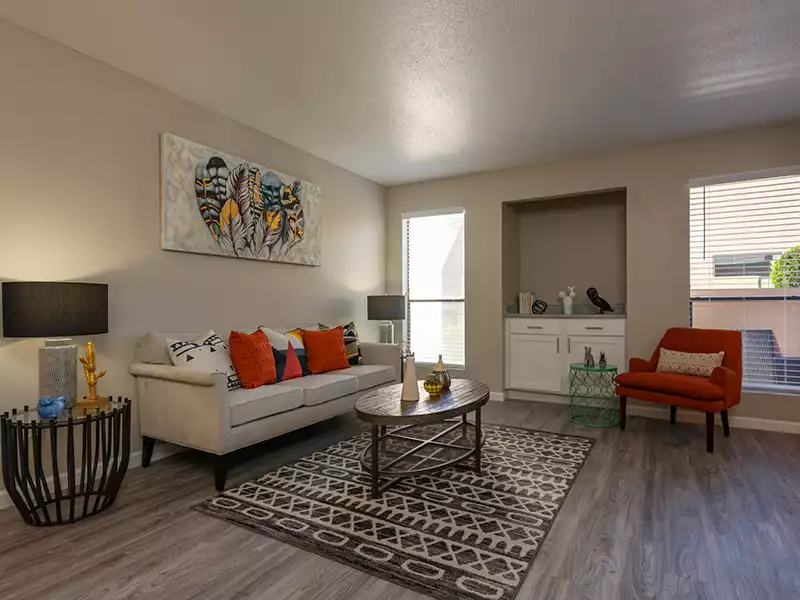 Living Room | Alvarado Apartments in Albuquerque, NM