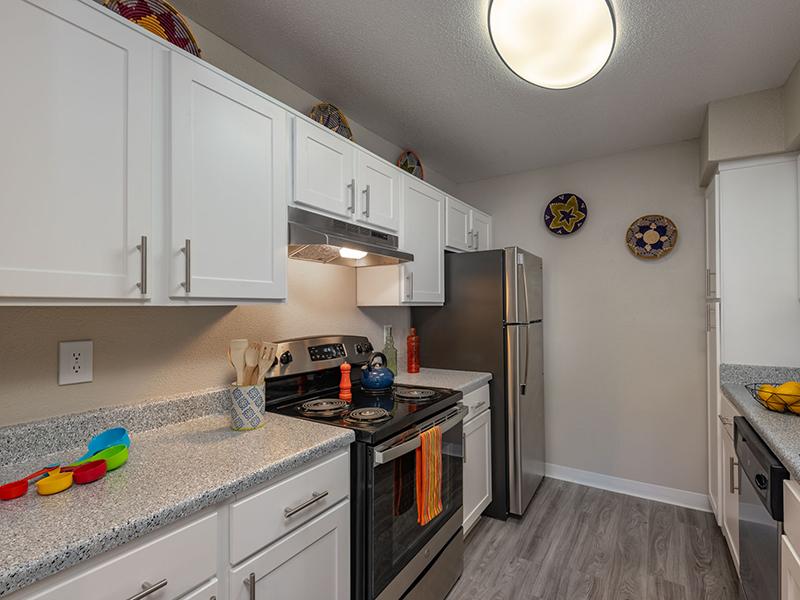 Kitchen | Alvarado Apartments in Albuquerque, NM