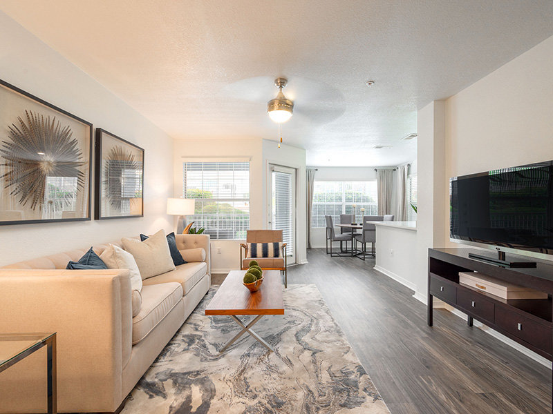 Living Room | La Ventana Apartments in Albuquerque, NM