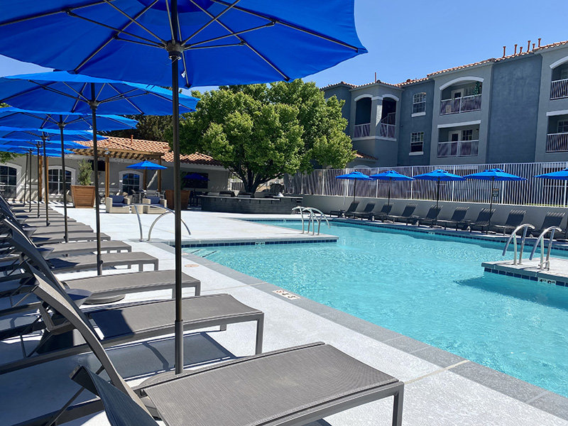 Swimming Pool | La Ventana Apartments in Albuquerque, NM