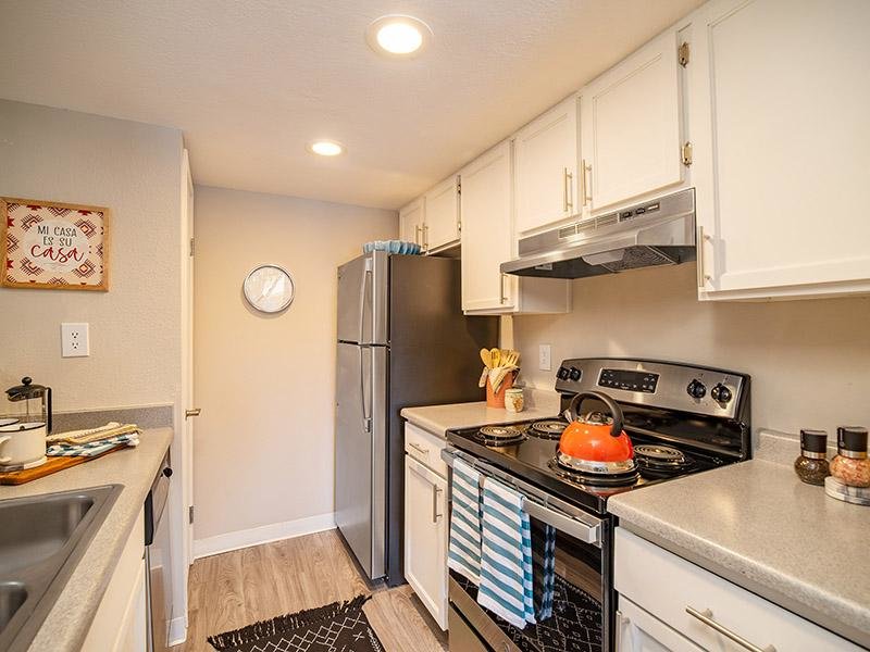 Fully Equipped Kitchen | Northpointe Village Apartments