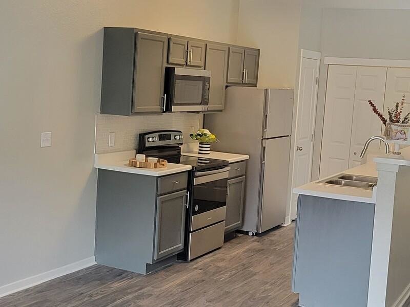 Spacious Kitchen | Solaire Apartments for Rent in Albuquerque
