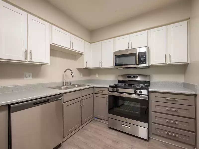 Fully Equipped Kitchen | Monterey Manor Apartments
