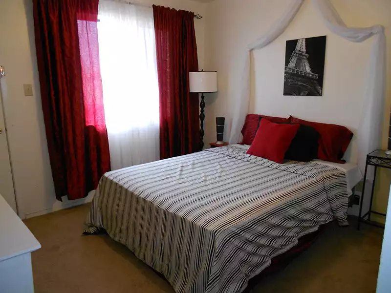 Bedroom | Spain Townhomes