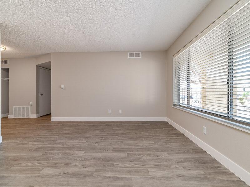 Living Room | Tesota Midtown Apartments in Albuquerque, NM