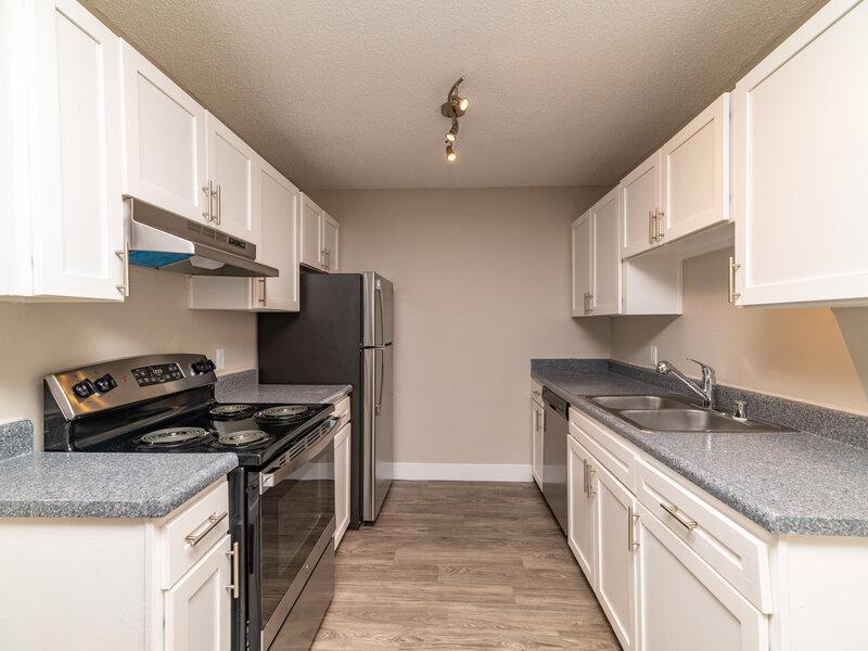 Large Kitchen | Tesota Midtown Apartments in Albuquerque, NM