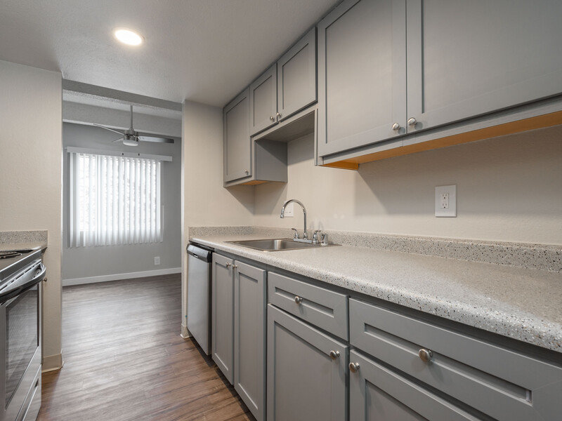 Kitchen Counters | Uptown Square Apartments