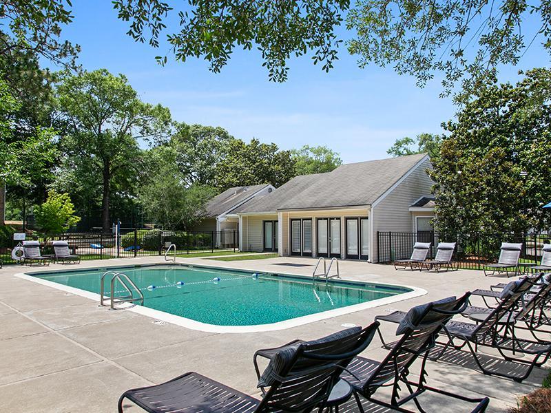 Beautiful Pool | Inverness Lakes Apartments in Mobile, AL