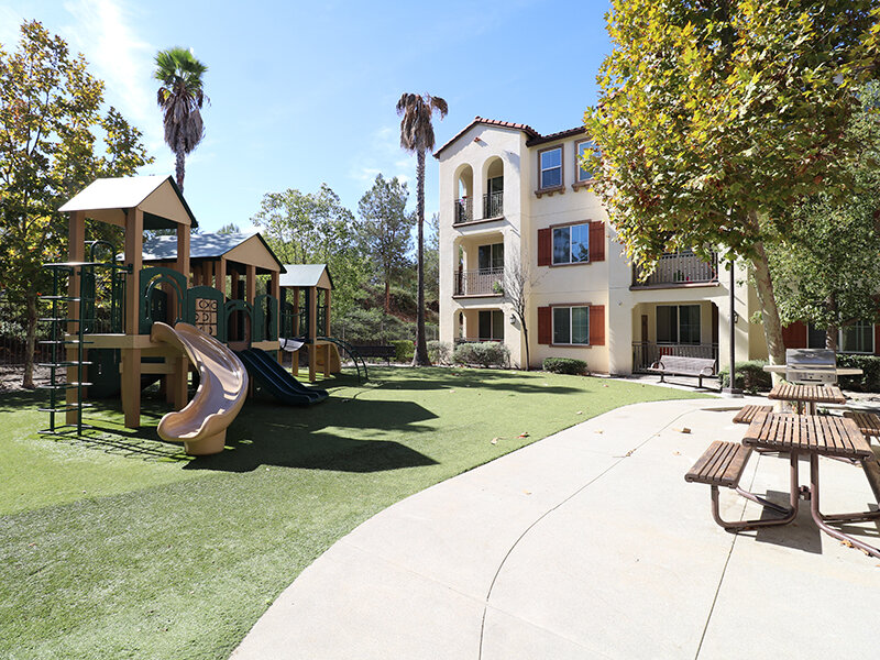 Outdoor Playground | The Arroyo at Baker Ranch