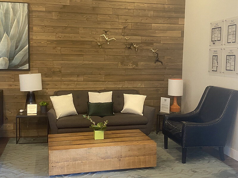 Clubhouse Seating | Emerson Square