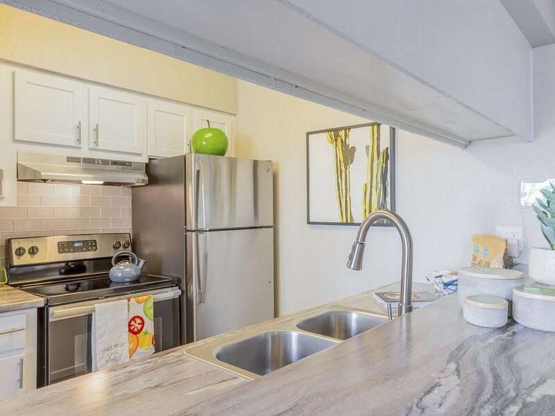 Fully Equipped Kitchen | Emerson Square Apartments in Tempe, AZ