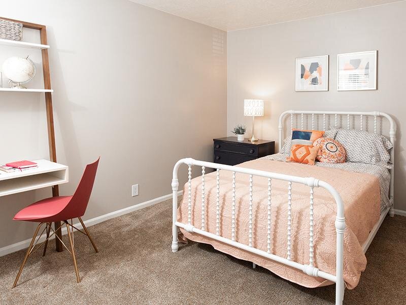 Carpeted Bedroom | Candlestick Lane