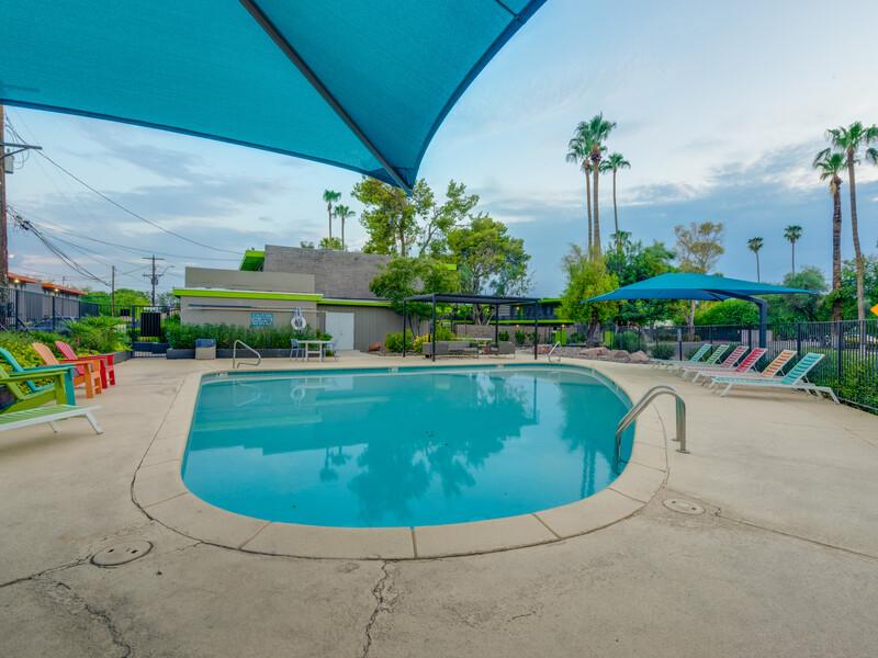 Beautiful Pool | Emerson Park Apartment Homes in Tempe, AZ