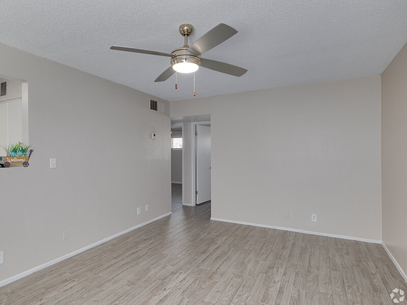Living Room with Ceiling Fan | Emerson Park Apartments