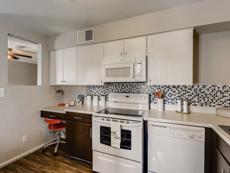 Fully Equipped Kitchen | Omnia McClintock Apartments in Tempe, AZ