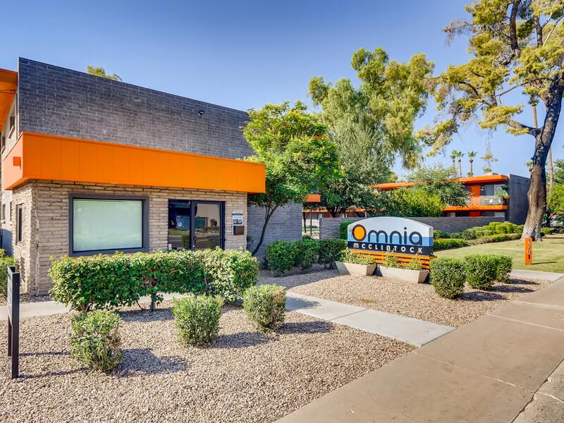 Omnia McClintock Apartments | Apartments for Rent in Tempe, AZ
