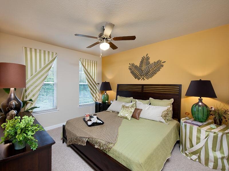 Spacious 1, 2, and 3 Bedroom Apartments | The Park at Southwood Apartments