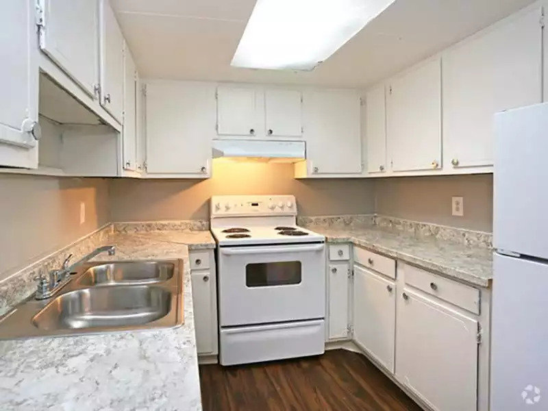 Kitchen | Lodge2765 Apartments