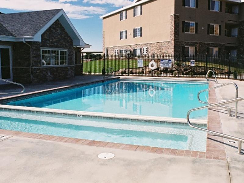 Swimming Pool | Deer Creek Apartments