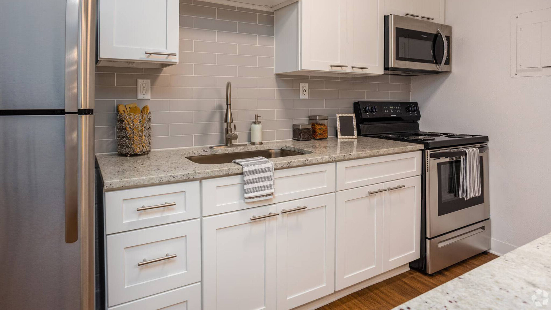 The Edge @ 401 Apartments Amenities