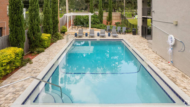 The Edge @ 401 Apartments