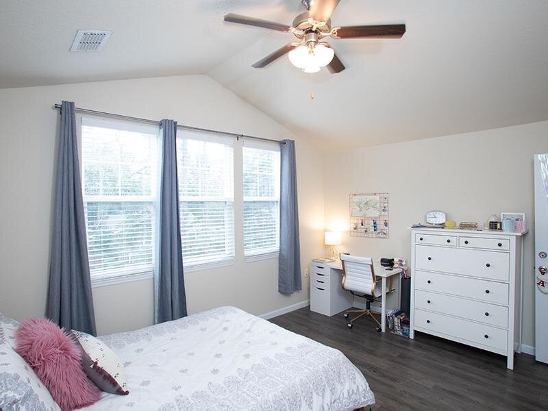 Spacious Bedroom Interior | Hayden Commons FSU