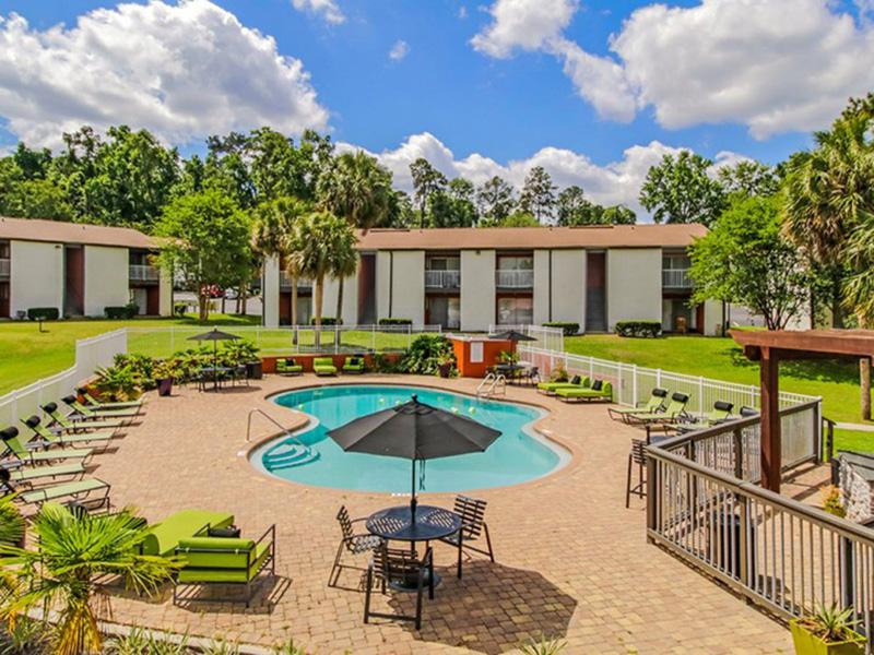 Apartments in Tallahassee with a Pool | ACASĂ Ocala